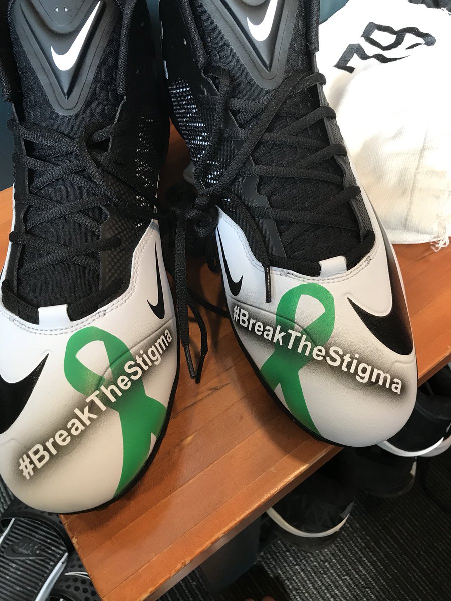 bbrooks_79's tweet photo. Cleats for the game. Never be ashamed or embarrassed when dealing with a Mental health issue or if you choose to ask for help. One love✊🏽#MentalHealthAwareness https://t.co/ajQwUlblK7
