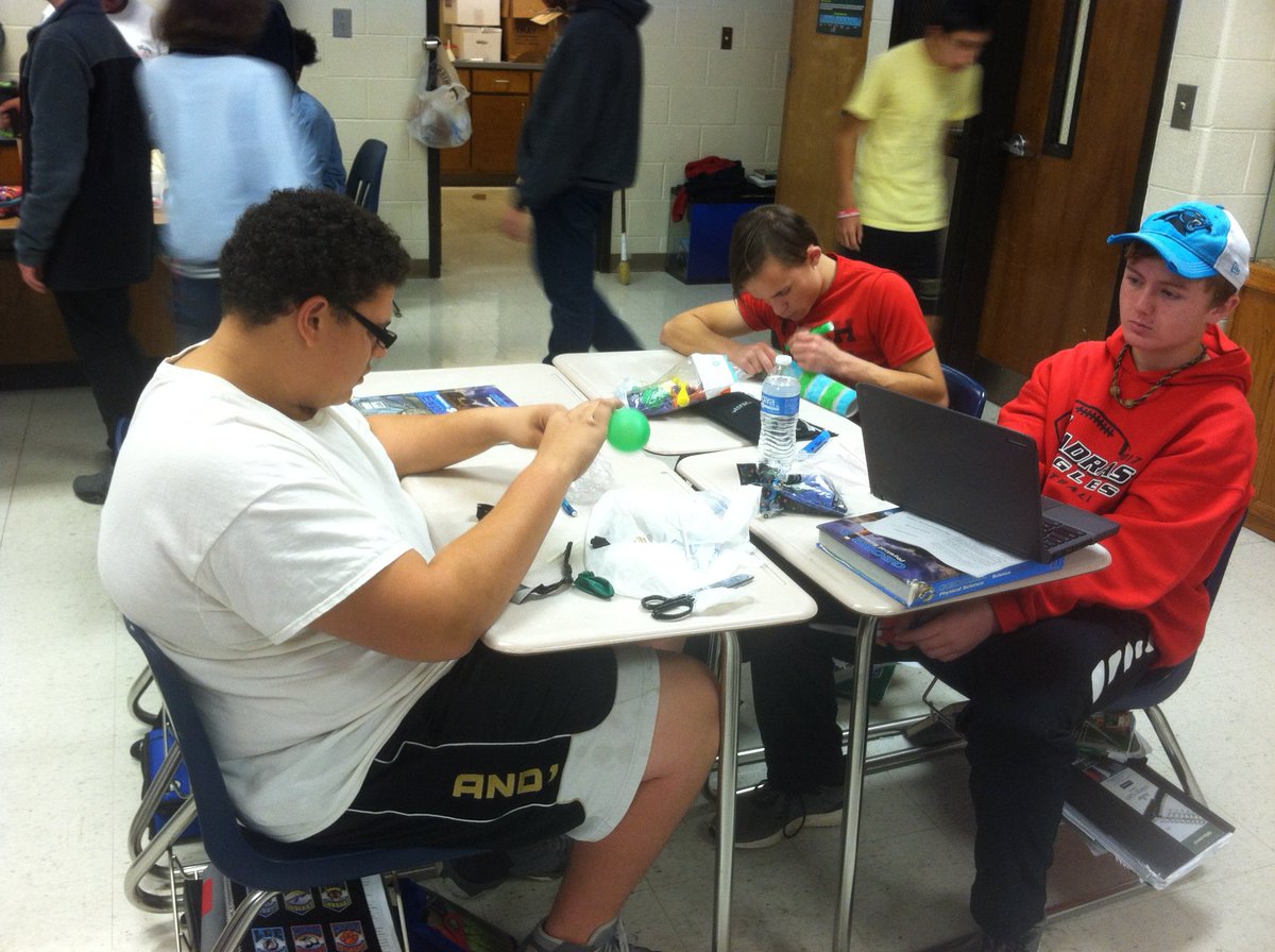 21Kballard's tweet photo. Dream Team scientists working to WIN the Madras Cup Balloon Car Competition!! @MadrasEagles https://t.co/HvwqcVf6nr