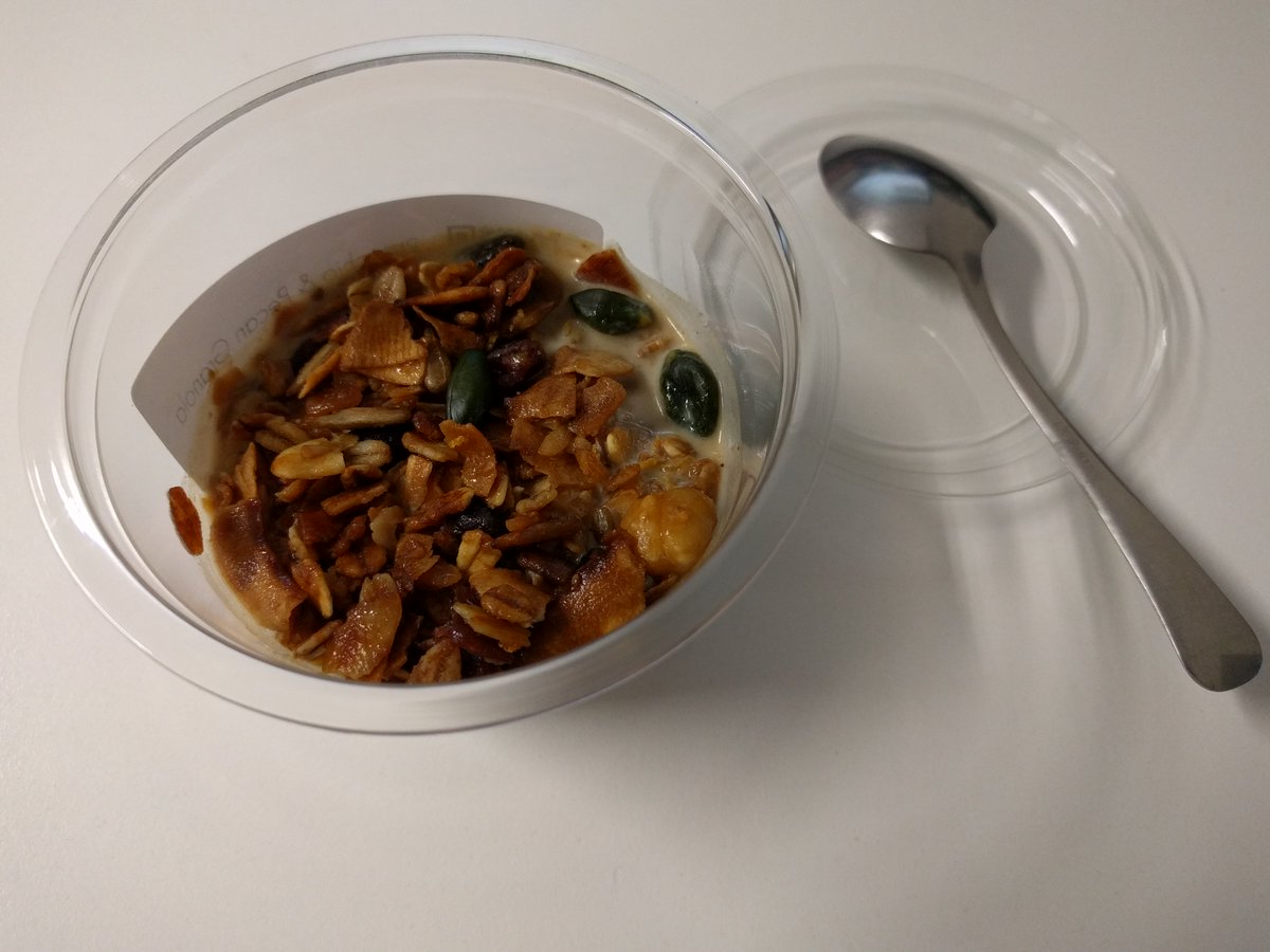 ever_longing's tweet photo. The best pistachio and pecan nut granola, hands down from @EatFirst #weeatfirst #EatFirst #London https://t.co/3ve531E25C