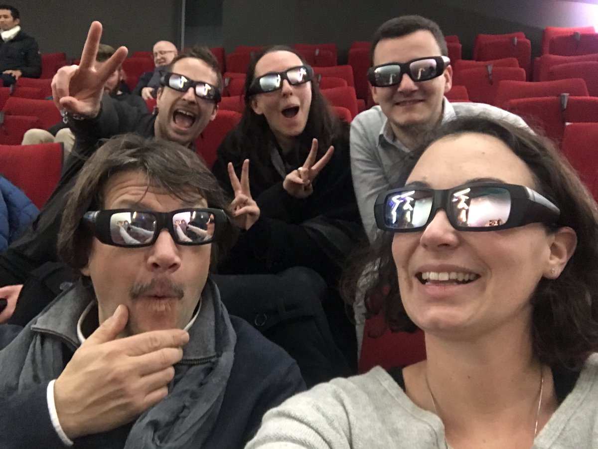 clairechalan's tweet photo. Souvenir du séminaire qui vient de finir. Une partie de Pessac au futuroscope #dfmt2 #SéminaireDesEcolesDTSI @Orange_EMT https://t.co/55UHFrkEXN