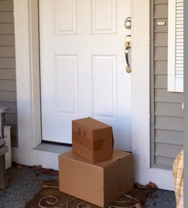 BCSOGA's tweet photo. It’s that time of year! Don’t let thieves take your packages. Use tracking services to determine delivery time, a parcel drop box, or a trusted neighbor to protect door delivery thefts! #bcsoga #holidaytheftprevention https://t.co/uVGwKsOfQt
