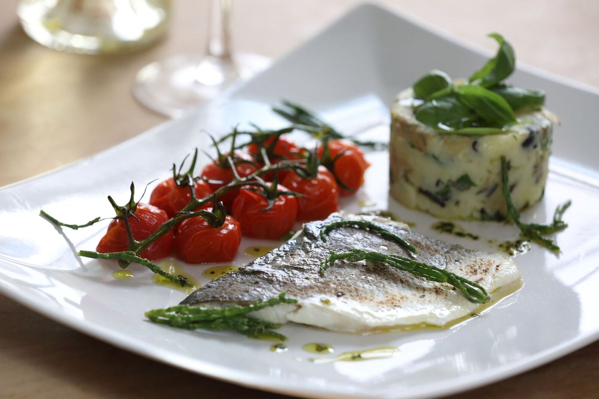 CafeSunlightCIC's tweet photo. Ourt new website is live!  Check out the menus and wonderful places we are listed to cater at!  https://t.co/BoeqffZaLE #SocEnt #venues #eventprofs #eventplanner https://t.co/wVVZ2tZ6Lp