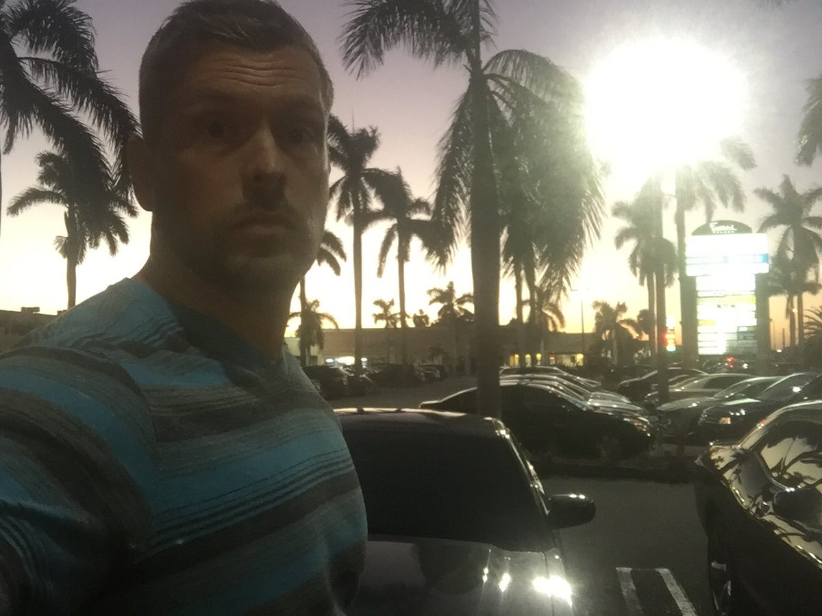 ElbrusOnline's tweet photo. Miami you're always good to me, see you again in January!! #digitalmarketing #travellust #MiamiBeach https://t.co/o47O3Wkoj6