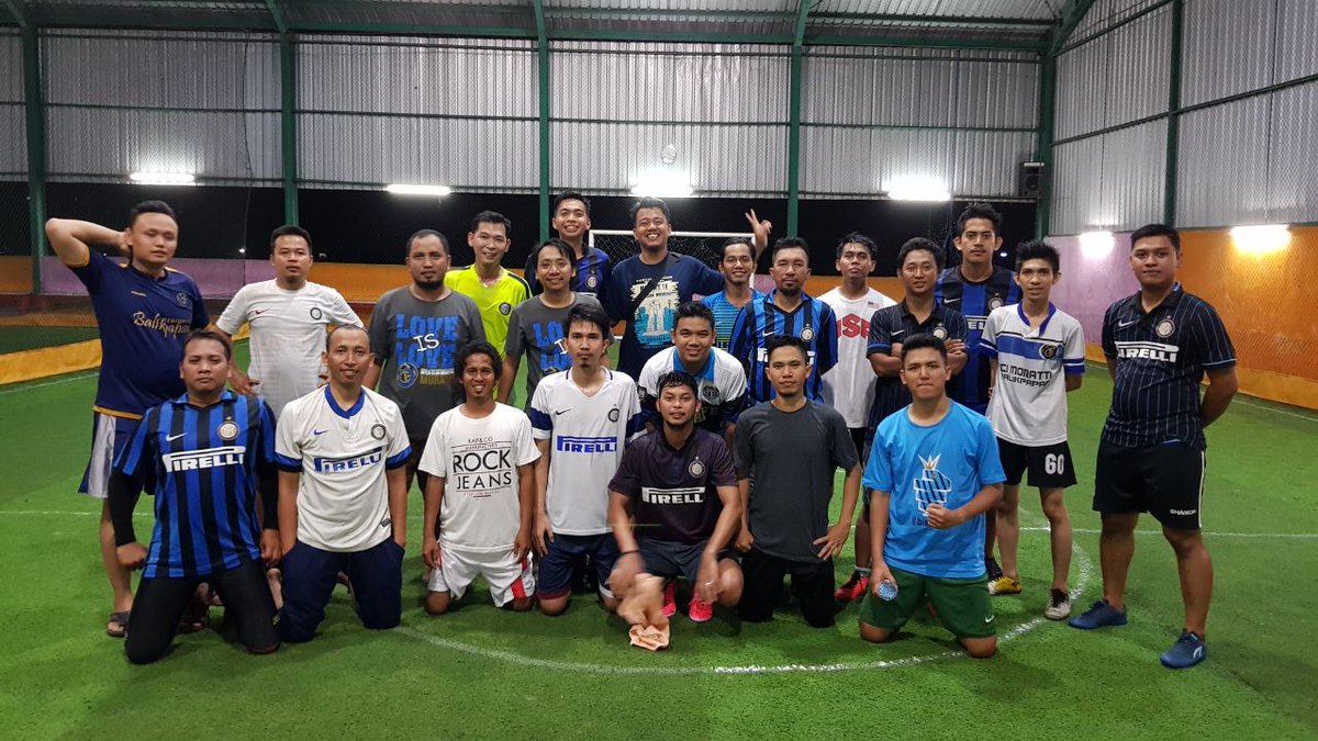 ICI_Balikpapan's tweet photo. Para pejuang badai 😅😅😅 #FunFutsal #LaFamiglia #icibalikpapan  #ForzaInter #ThanksGodInterForever cc: @Inter_id @InterClubIndo https://t.co/sGjlQbtheL