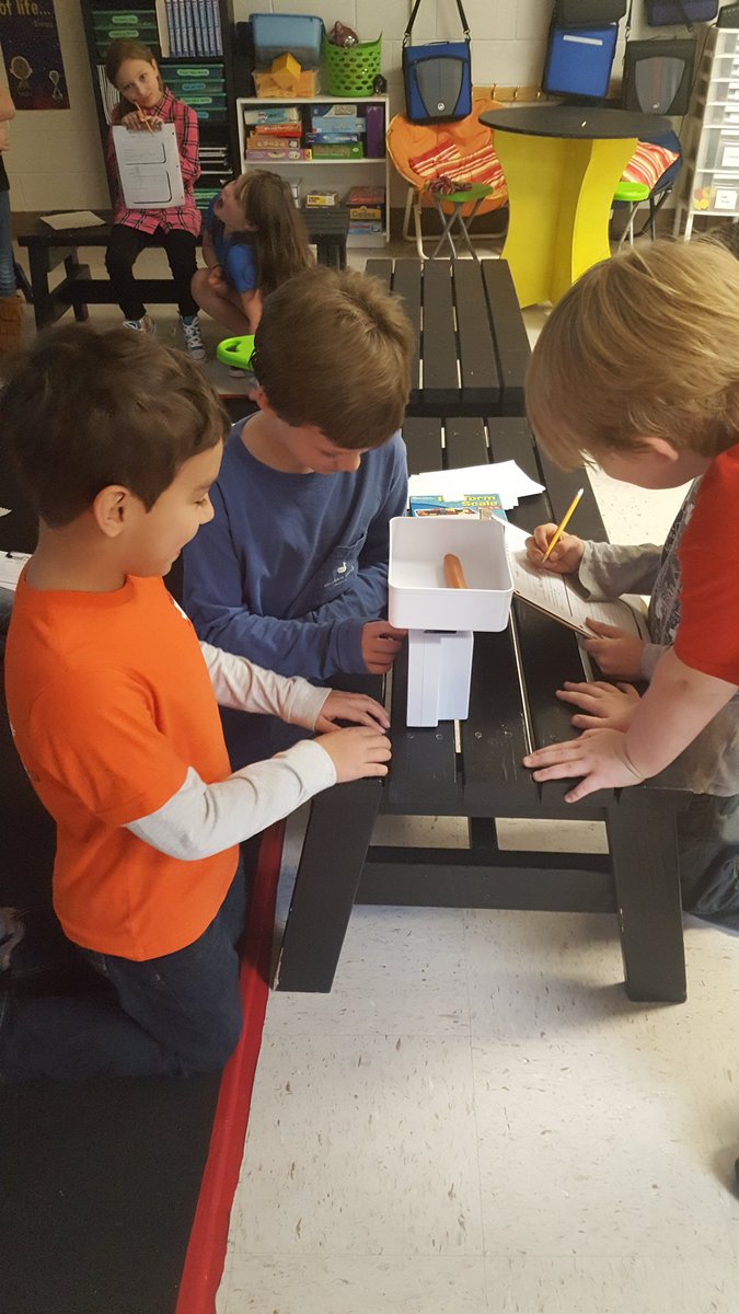 ReachASES's tweet photo. 3rd Grade "Mummifying a Hotdog" #MeasurementFun #AncientEgyptRocks https://t.co/MTa5ld2AkR