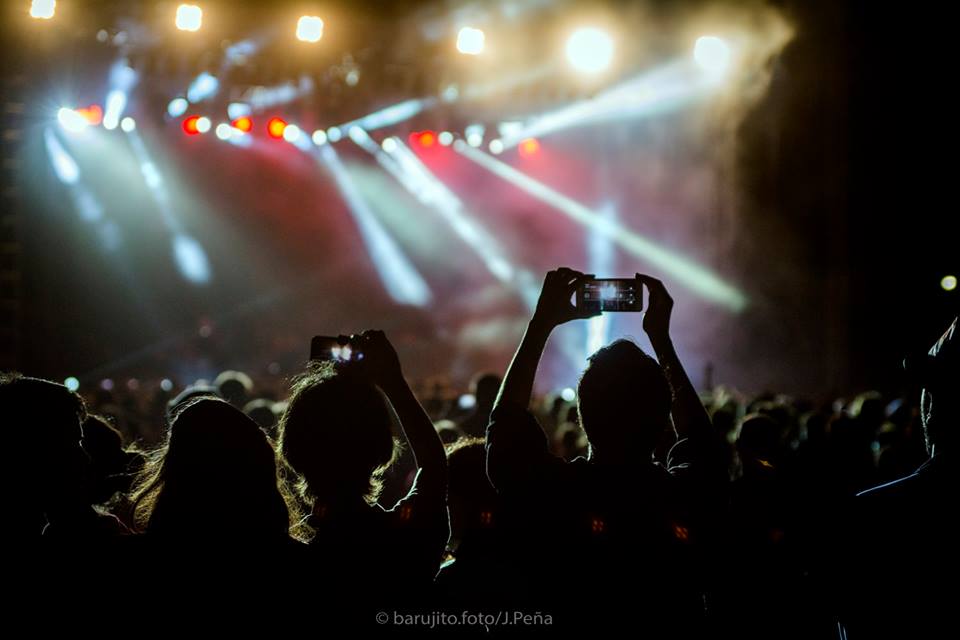 Montevideando's tweet image. Hoy #MontevideoRock conoce todas las bandas que van a hacer de #MontevideoRock una fiesta!!! Toda la información en #Montevideando

Ph: @JorgePeña