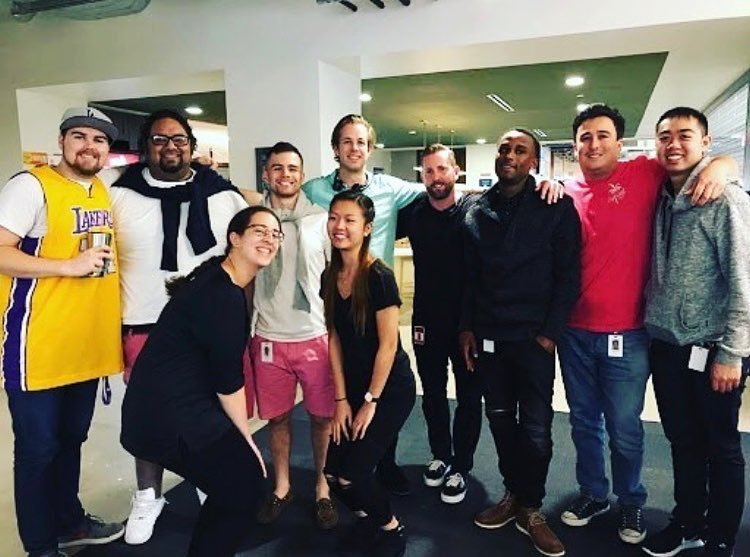 _jayhill's tweet photo. Met some good people &amp; great team mates the past few months looking forward to creating more memories! #Yelp #Ateam #SF #tenthfloor #LDOM https://t.co/IDxLq2fNfa https://t.co/lfA8vNVUdL