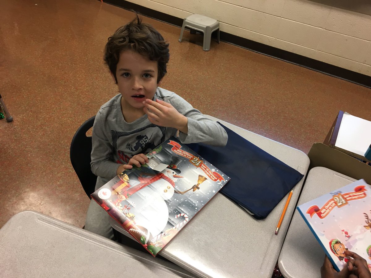 MsCarruthers5s's tweet image. Chocolate in the morning?!?  It’s more than chocolate, it’s learning. Did you know the advent calendar is a tradition from Germany? #eipsstudents #wbfnews #3C #christmasin3C #traditions