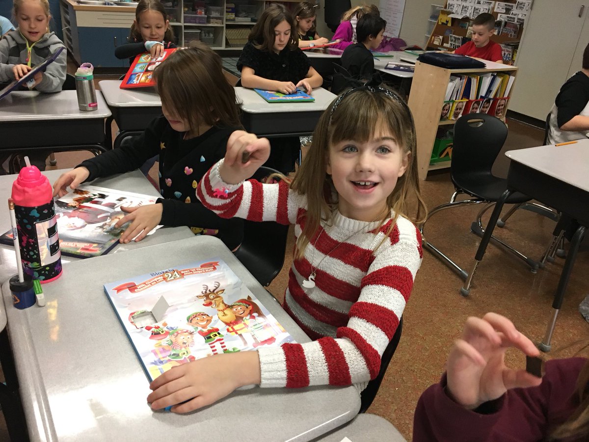 MsCarruthers5s's tweet image. Chocolate in the morning?!?  It’s more than chocolate, it’s learning. Did you know the advent calendar is a tradition from Germany? #eipsstudents #wbfnews #3C #christmasin3C #traditions