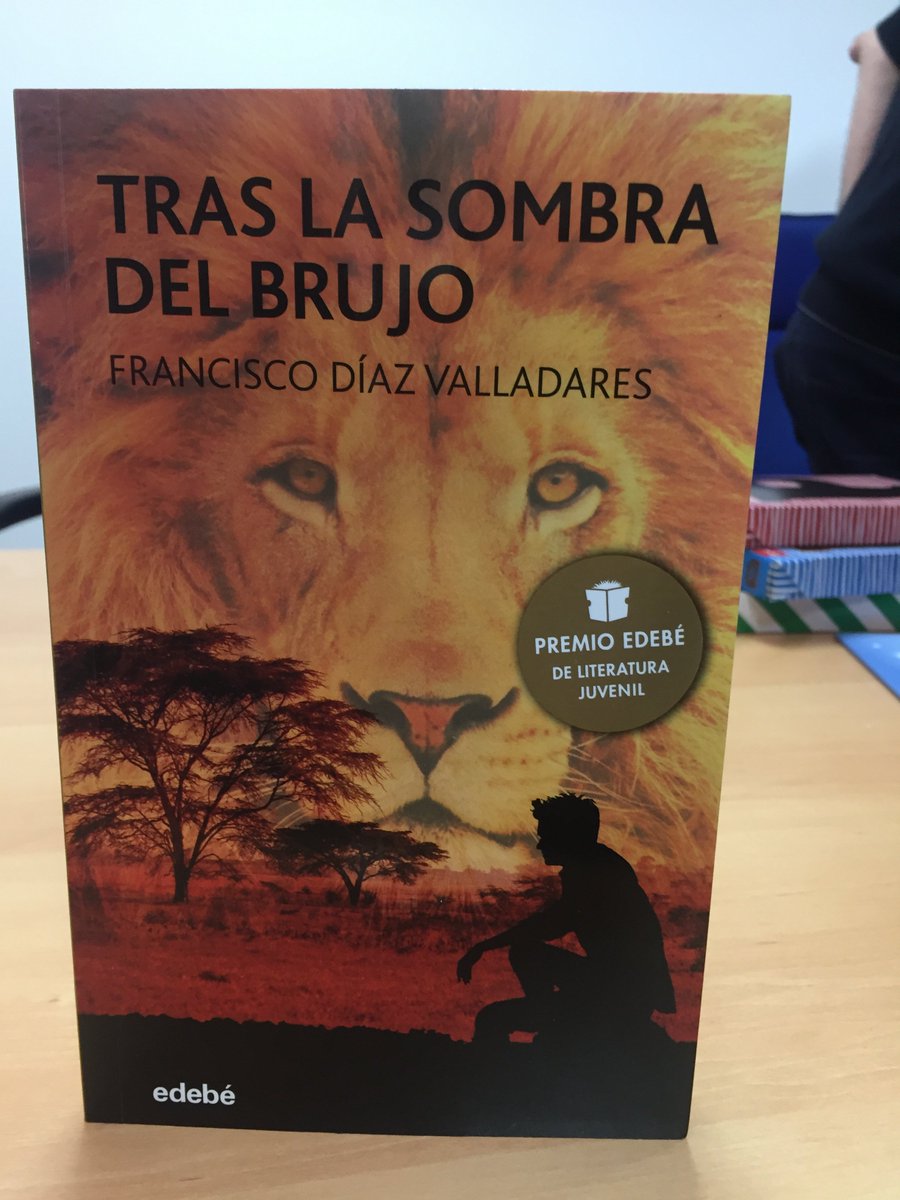 EDPL_ElCoronil's tweet photo. Comenzamos nueva historia en @EDPL_ElCoronil de la mano de Francisco Díaz Valladares con "TRAS LA SOMBRA DEL BRUJO" @epdlsevilla https://t.co/CZBcqXi95a