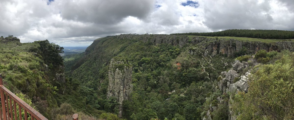 ofmolelekoa's tweet photo. Mpumalanga is such a beauty #thepinacle #threerondavels #lisbonfalls๐๐ฟ๐๐ฟ๐ค@ShotLeft https://t.co/Bgdxe97RkV