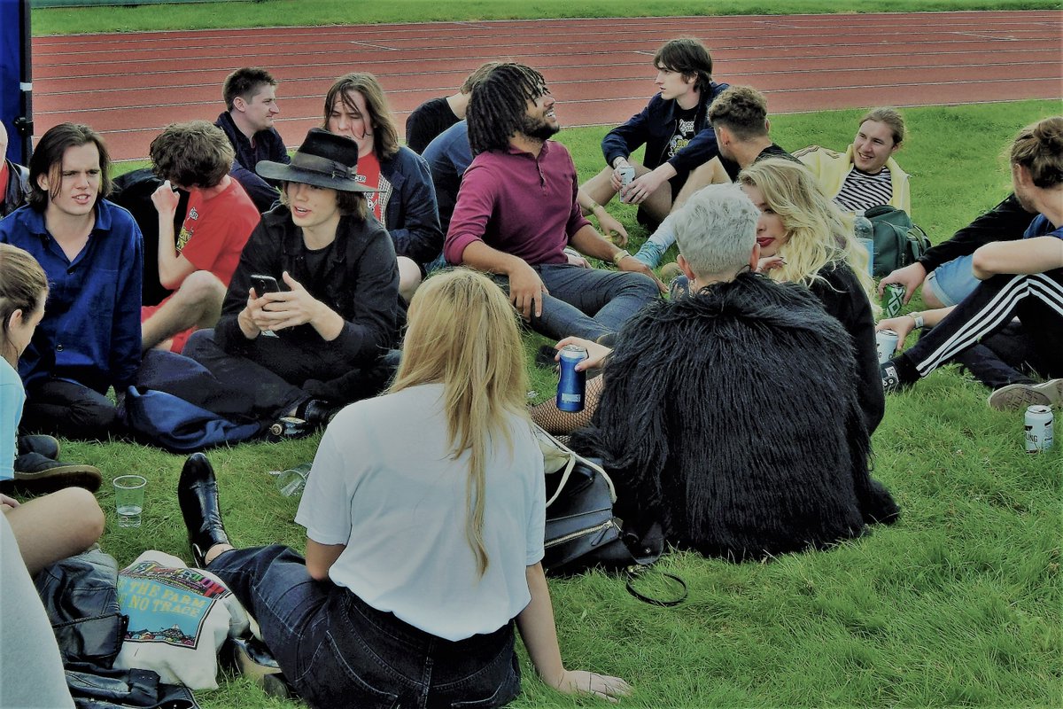 rocklandstv's tweet photo. @thezineuk One of 2017's moments was @SoccerSix's #soccersixfest; raising awareness for a good cause and bringing the music world together for footy n frolics.
Can spot some snapped here, including @The_Surrenders #485C @PavesBand and @Katieeowen_ - best hopes for them. #OnesToWatch2018 https://t.co/PCOwrsfjdc