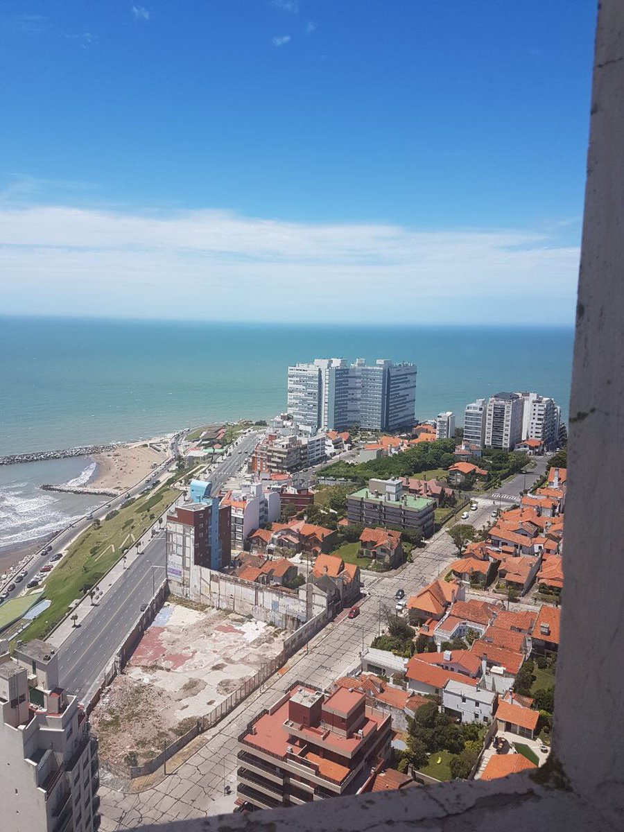 Mely47523693's tweet photo. Viaje por trabajo ☺ #picture #picoftheday#view #vista #viewhotel#photooftheday#collage #argentia #mar #Twitteranotherworld #ViernesDeGanarSeguidores #BuenViernes https://t.co/Fxx15aYsQo