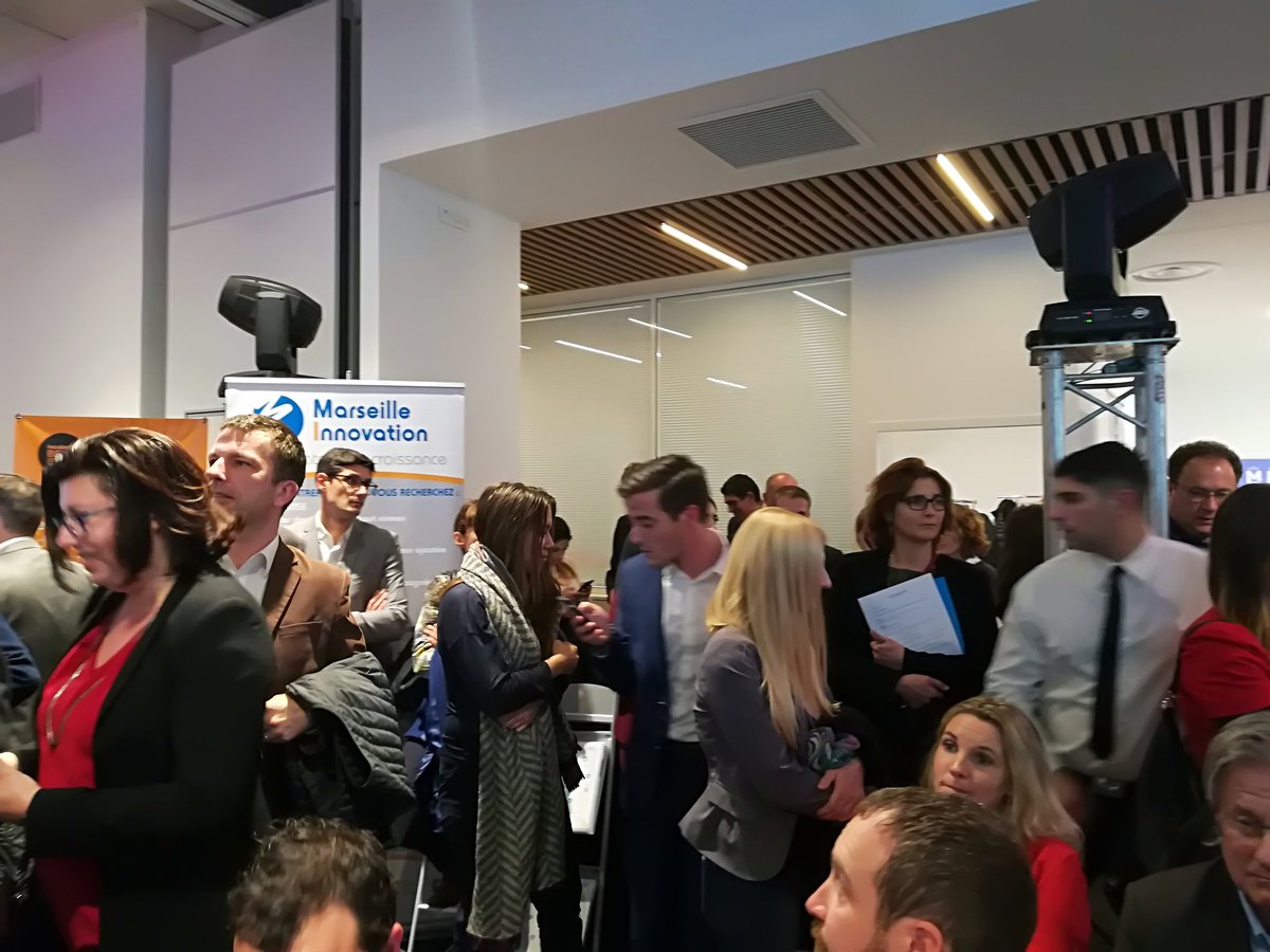 FadilaBakrar's tweet photo. Merci et félicitations à @VINCENTRICHET  👏👏pour cette superbe journée riche en rencontres lors de l inauguration de la @LaCoque_Numeriq #openlacoque @marseilleinnov @AMFrenchTech @Connectwave @Euromed_MRS https://t.co/FtuJ3ktz3U
