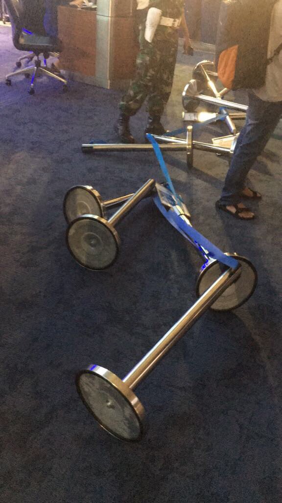 Wajah buruk manajemen persh publik transportasi udara terbesar di Ind <a href="/IndonesiaGaruda/">Garuda Indonesia</a> tanpa ada penjelasan akurat.