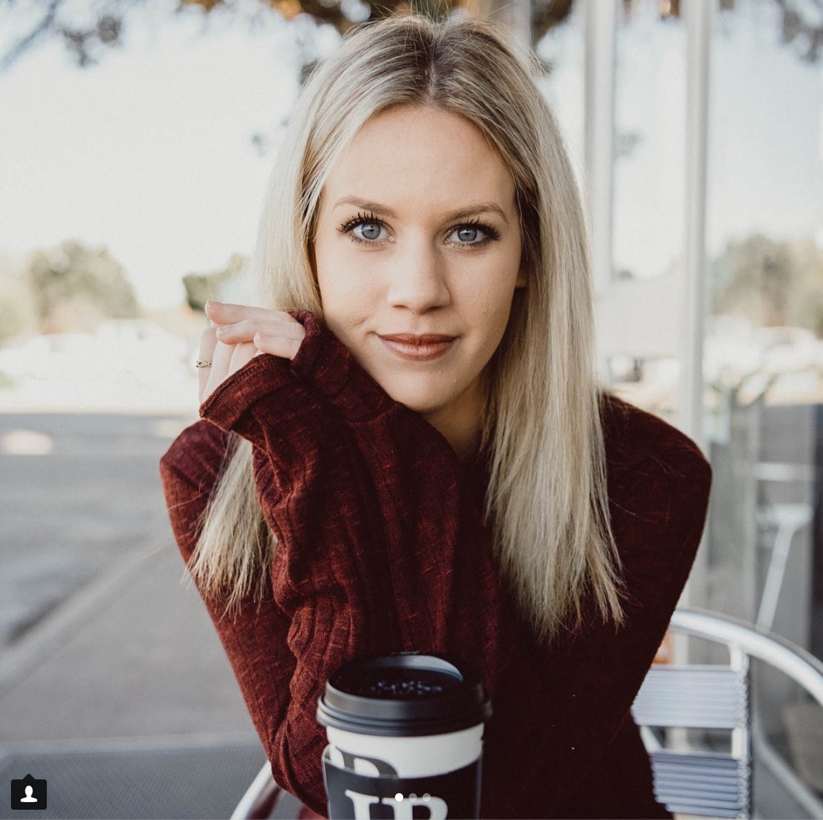 JandBCoffee's tweet photo. Bundle up! The holidays are here, nestled in a cup. — 📷: @taylor_119 https://t.co/yOUxKeaAPS