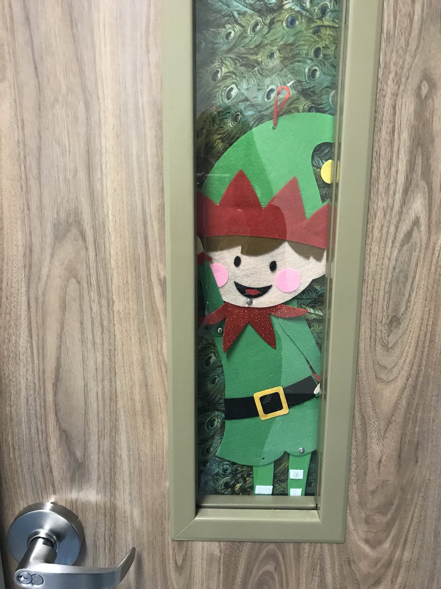 CMWilliamsTeach's tweet photo. Elves on the loose! #kmekoalas #ncisd https://t.co/lQD9budW8a