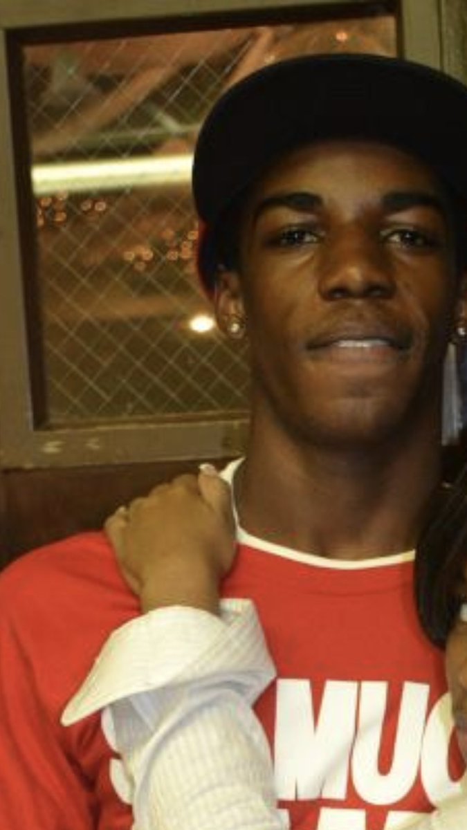 BoyaBricks's tweet photo. Lil Bro ona countdown 70 Days #FREESTAXX ππΎπ€πΎ https://t.co/OEirLiADEf