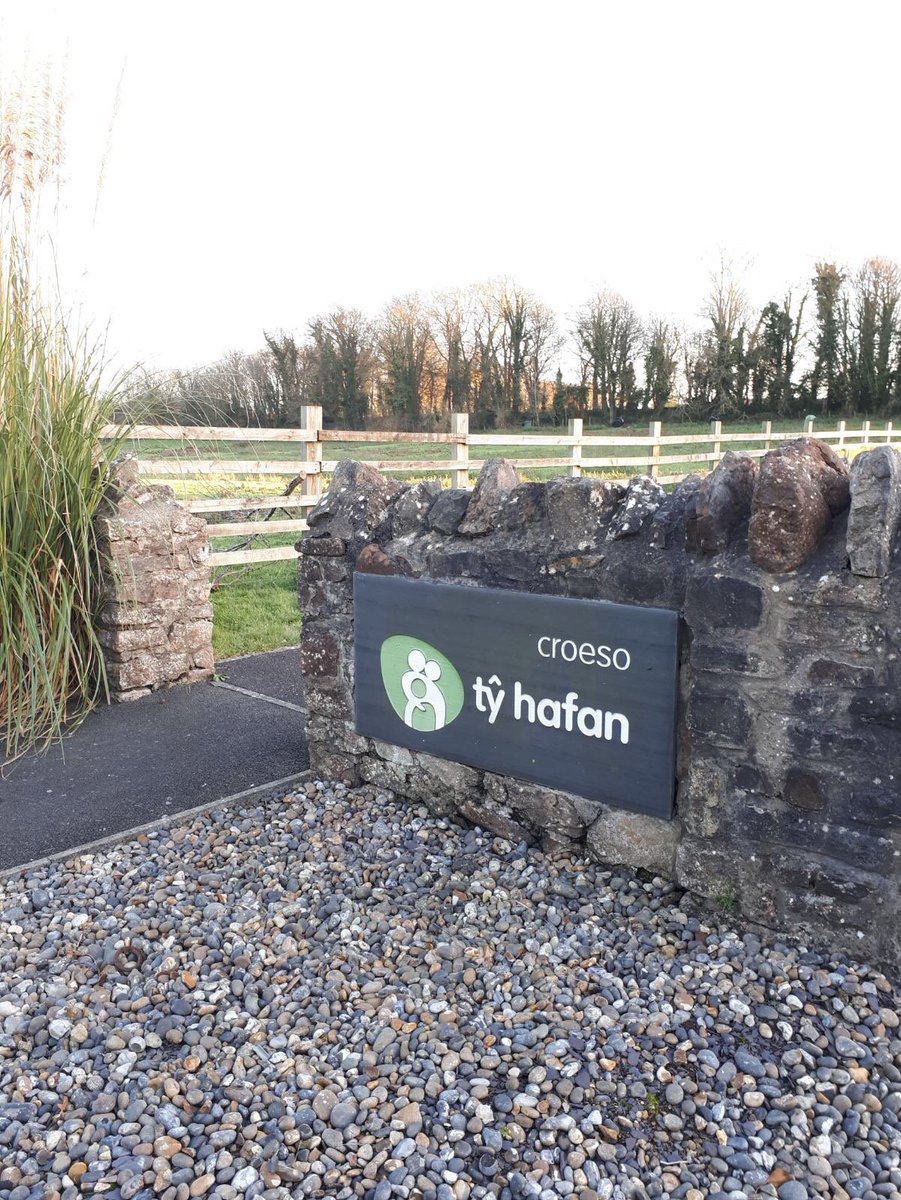 iMindMap's tweet photo. Thanks to @tyhafan, one of the UK's leading paediatric palliative care charities, for inviting us to your beautiful home to discuss our app #iMindMapKids ☺️. We look forward to seeing you soon. https://t.co/NkkyeYtqt3