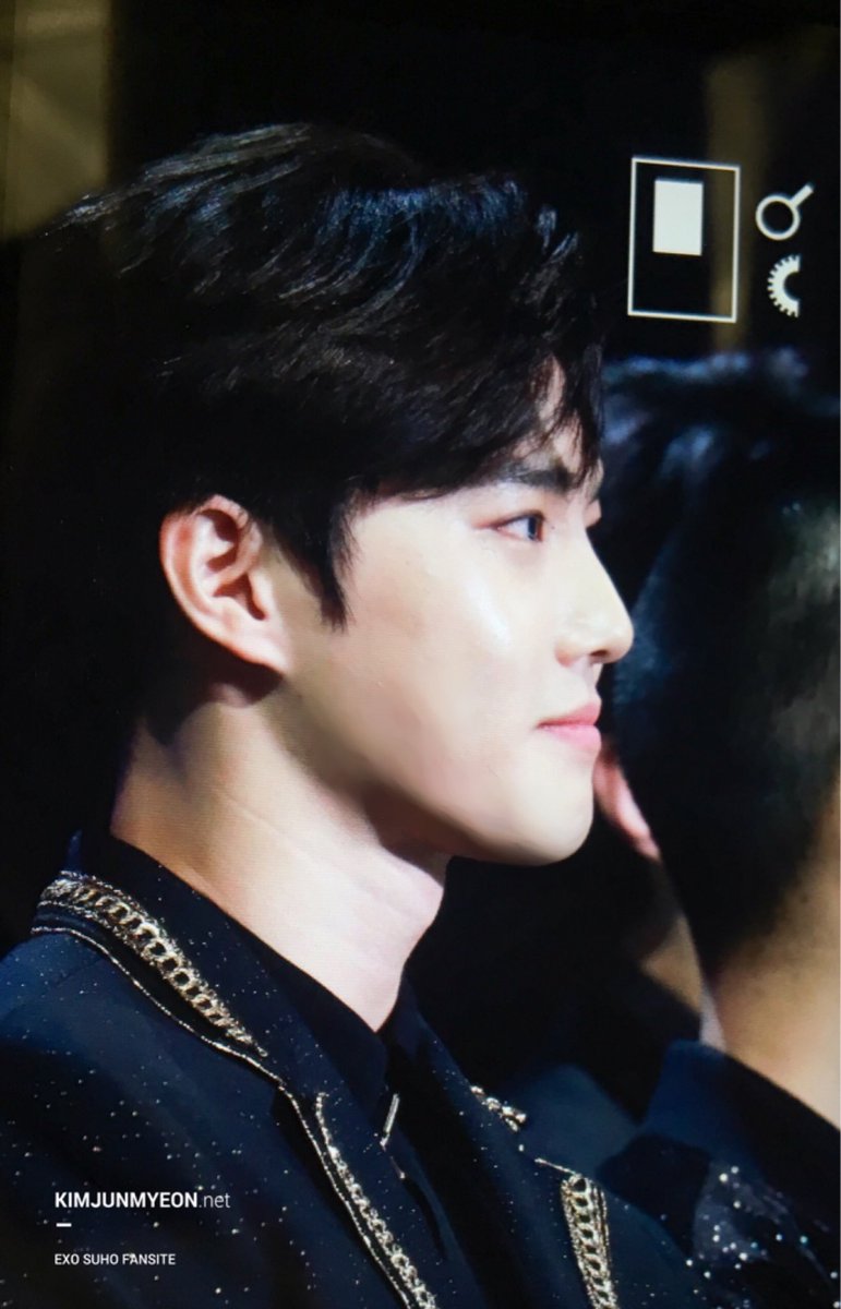 171201 MAMA #SUHO #준면 #수호
대상 축하해😍 올한해도 너무 수고했어!
멋있다! 엑소! 짱이다!