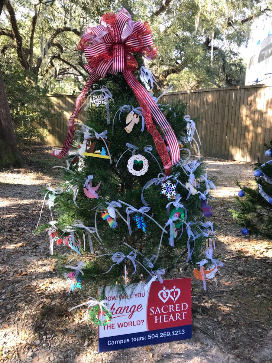 ASHRosary's tweet photo. Don't miss the #ashrosary Christmas tree at Celebration in the Oaks at @NOLACityPark (next to the Wacky Shack on the path toward Storyland)! Middle Schoolers created ornaments using the laser cutter in the I-Lab. https://t.co/8lpW8F0Otn