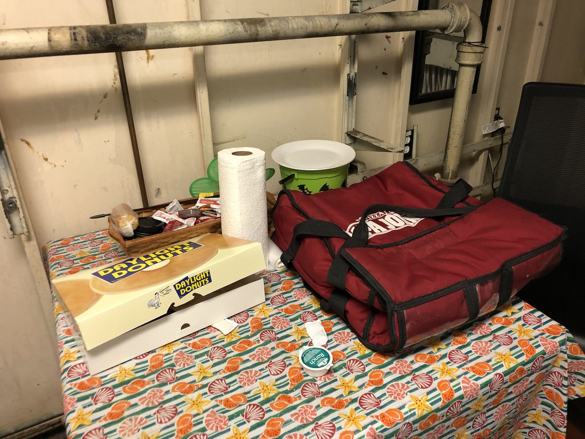 thanks to Janet at Pjs in Jasper she hooked us up w lunch for my team @Colinkarich @AngiDukeR11 <a href="/OBielss/">Gabes</a> <a href="/amberpearson426/">Amber Pearson</a> <a href="/bearmakayla1119/">Makayla Vibanco</a>