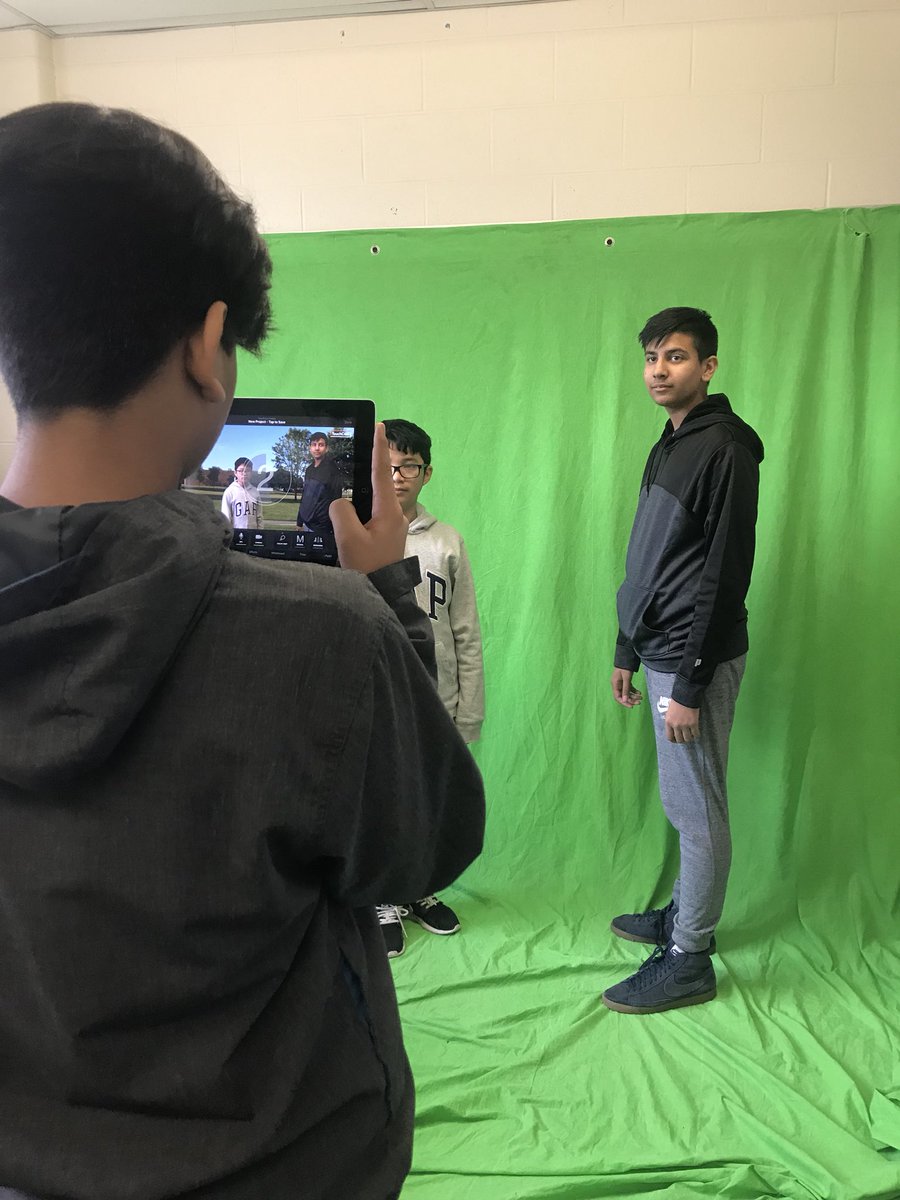 MsSBhasin's tweet photo. Green screen for Drama? Yes please! #Peel21st #movietrailer @FletchersSrPS https://t.co/fJh3gQx2x5