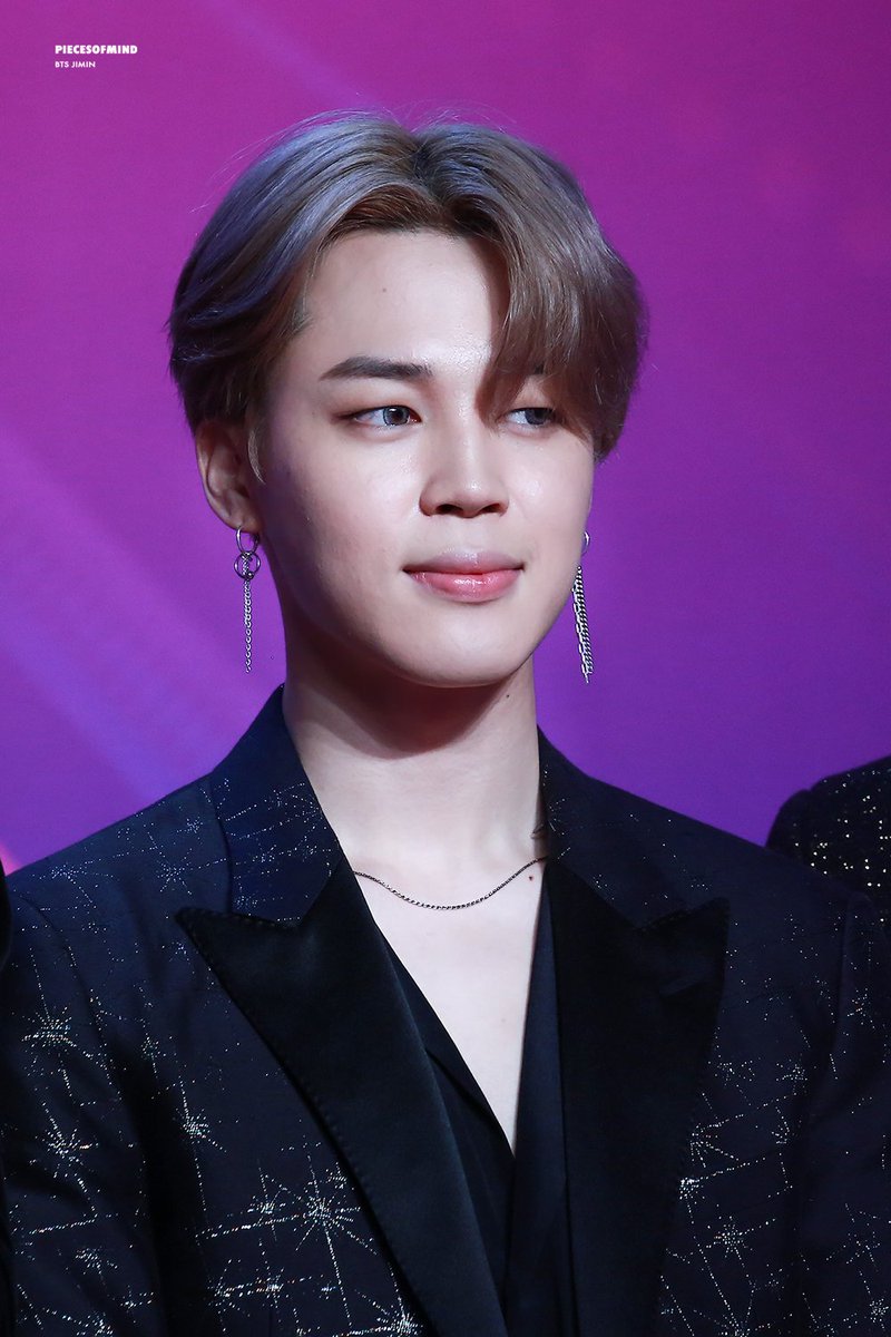 piecesofmind_jm's tweet photo. #JIMIN #지민  @BTS_twt 171201 https://t.co/tTWkOYFmiZ