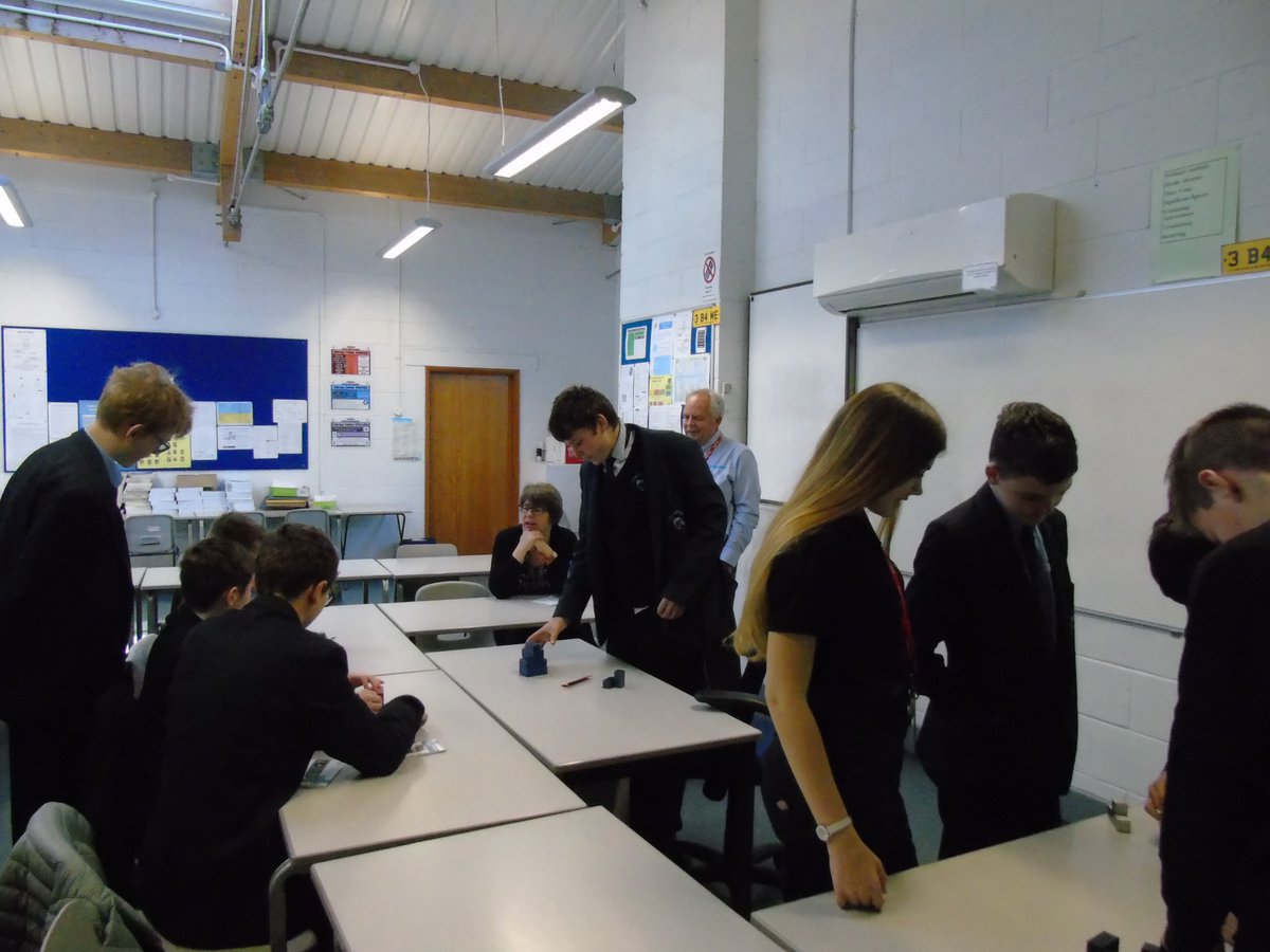 CEIAG_PHS's tweet image. Massive thanks to Gerry &amp;amp; Becky @Cobham_plc,  for helping us out at the drop of a hat. Excellent presentation, extremely informative and a great insight into the organization and routes in. Loved the tips including quote from Kung Foo Panda!!!
#engineeringinsight #apprenticeships