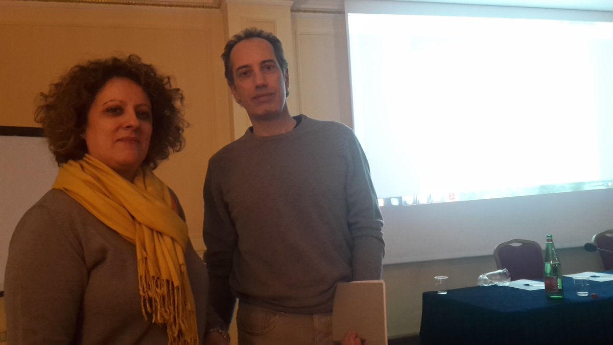 PaolaBillia's tweet photo. #eventometrico @nttdata_it @gufpi_isma discussione vivace e colorata https://t.co/41FgbVan7N