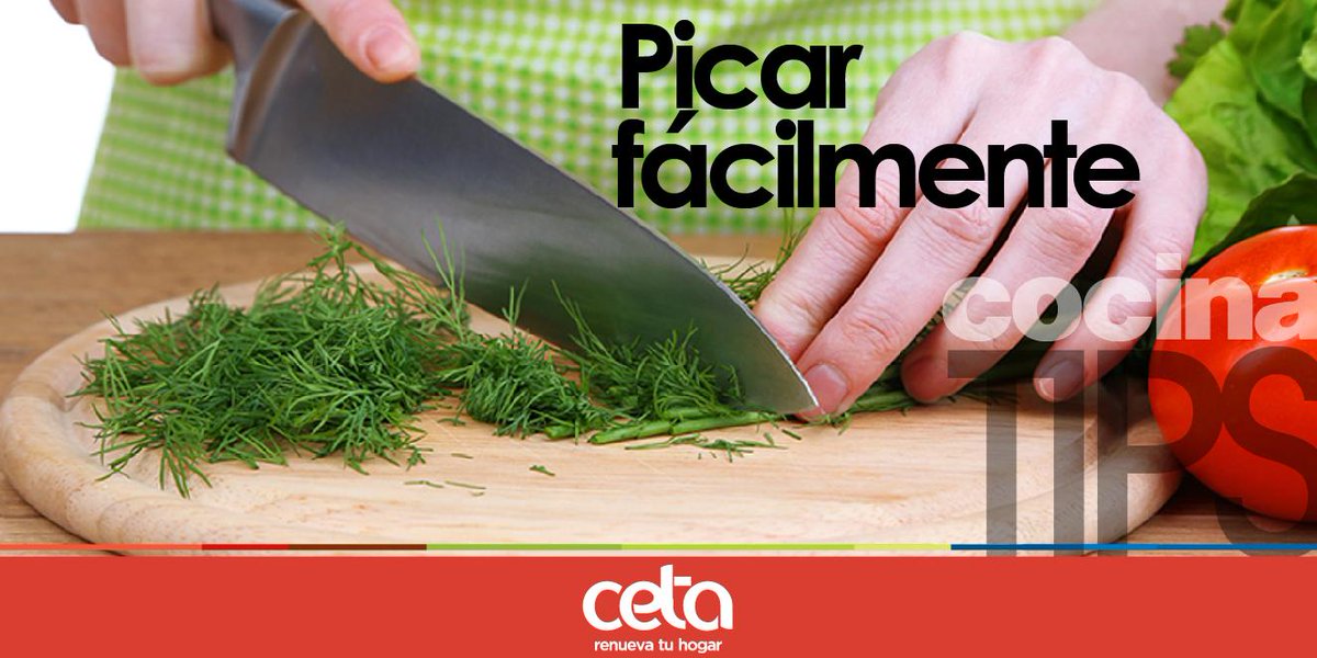 cetaenlinea's tweet photo. Cuando estés cortando hierbas, usa un poco de sal sobre la tabla de picar, este pequeño truco hará que las hierbas no se deslicen cuando las estés picando.

#CetaEnLinea
#TipsCeta
#Cocina
#FelizViernes
#Merida
#ElVigia
#Hogar https://t.co/kUjNqnCXtY