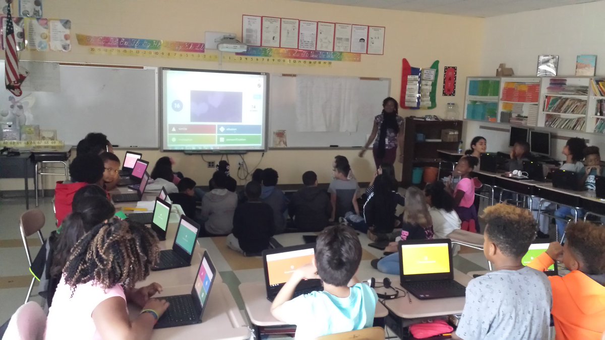 LaTonyaBrew1's tweet photo. Friendly Fifth Grade Competition #Cmes_cubs #Cmes_tech https://t.co/px2oPg7Pth