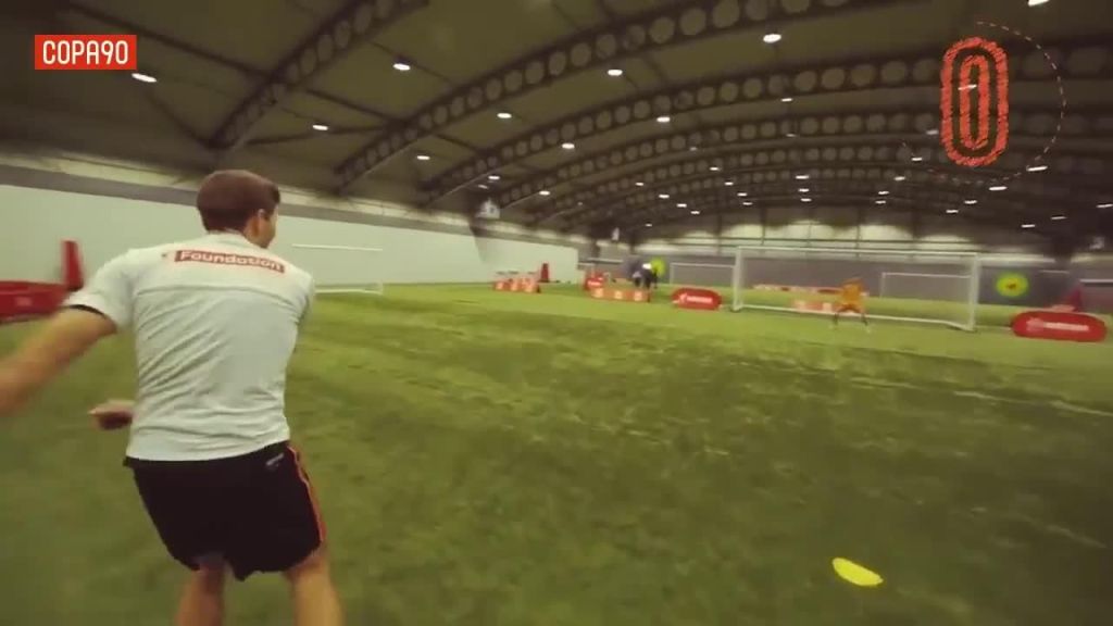 SUPA_BLOG's tweet photo. Steven Gerrard: 5 Shot Challenge https://t.co/oShsXqm2rM https://t.co/TpWTyTWkVA