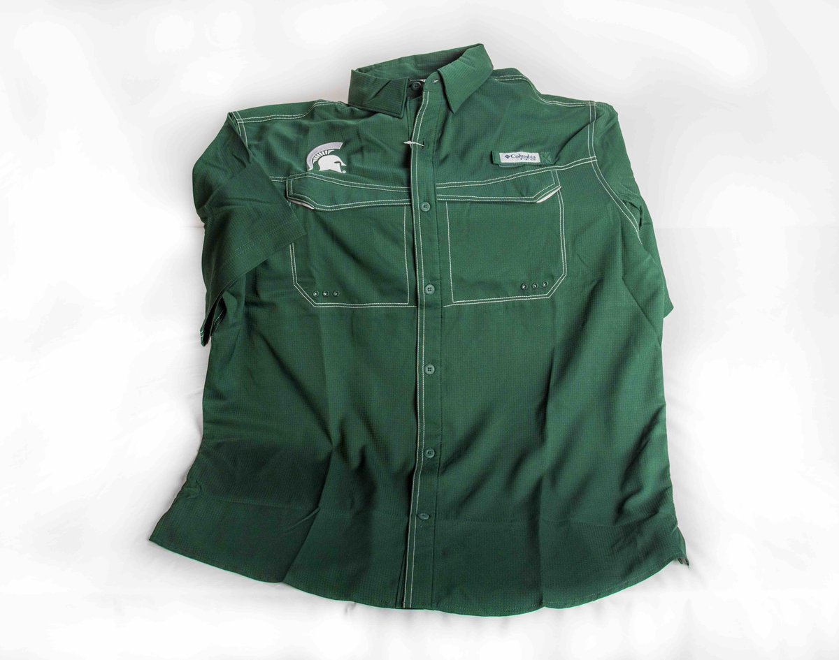 MSUGear's tweet photo. Don't miss out on Columbia's MSU holiday attire this season! Perfect for all your seasonal outings. π #SpreadCheer with #MSUGear @Columbia1938 https://t.co/X3NFnhl9Xo