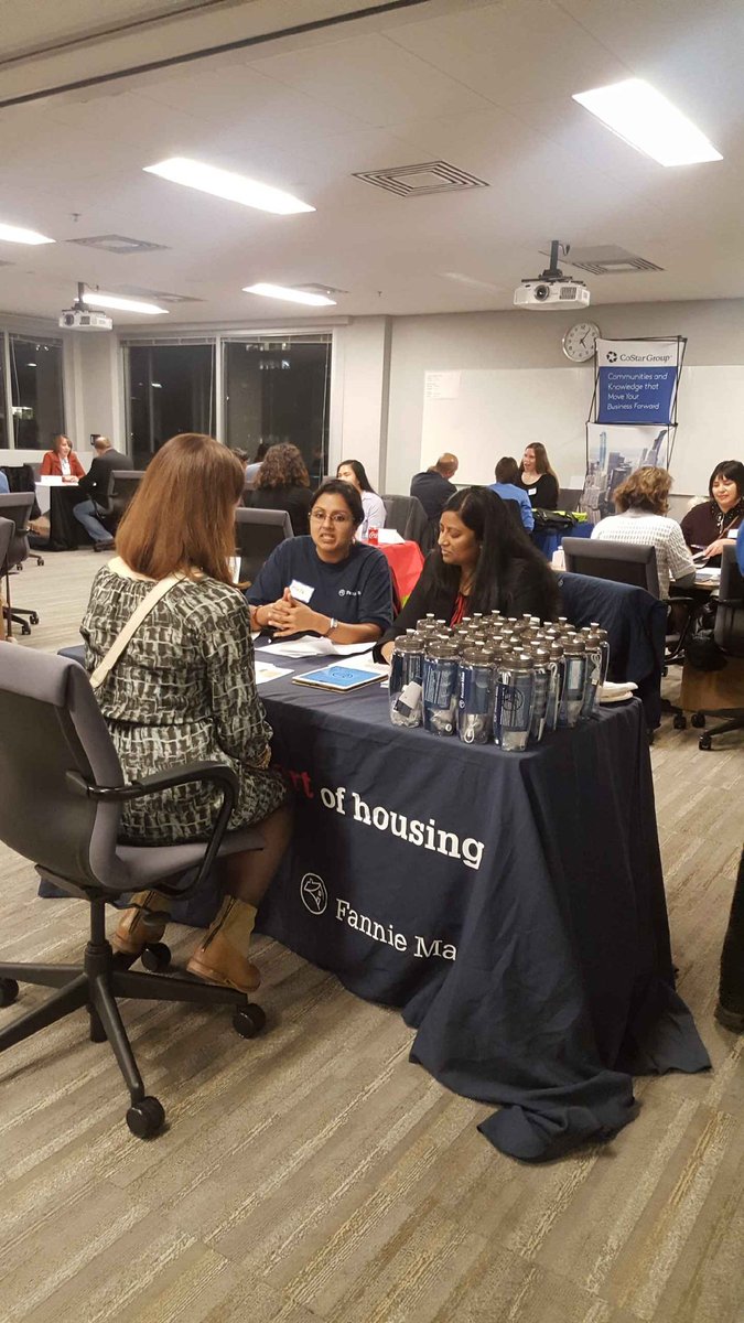 lifeatfanniemae's tweet photo. The @women_hack recruitment event was fantastic! We really enjoyed meeting so many #womenhackers who were excited to learn about opportunities to work at the #HeartOfHousing! https://t.co/tVDK4fF32h