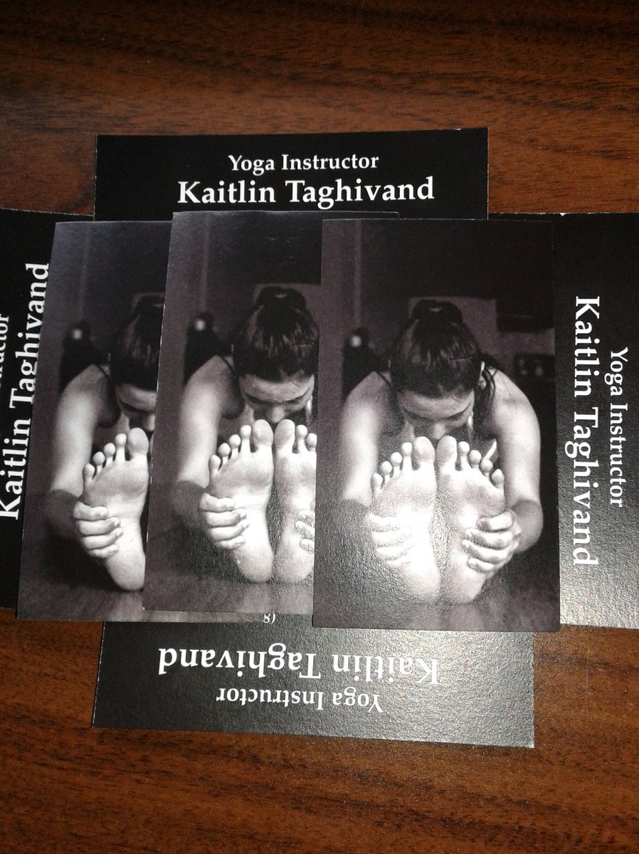 dfit1's tweet image. #Yoga at #DFit1 #Fitness in #WestAshley #CHS in #Diciembre! #December @antrine35 @WomensHealthMag @CHBChallenge @PushUpAndUp @LightenUpChas #TeamFit1