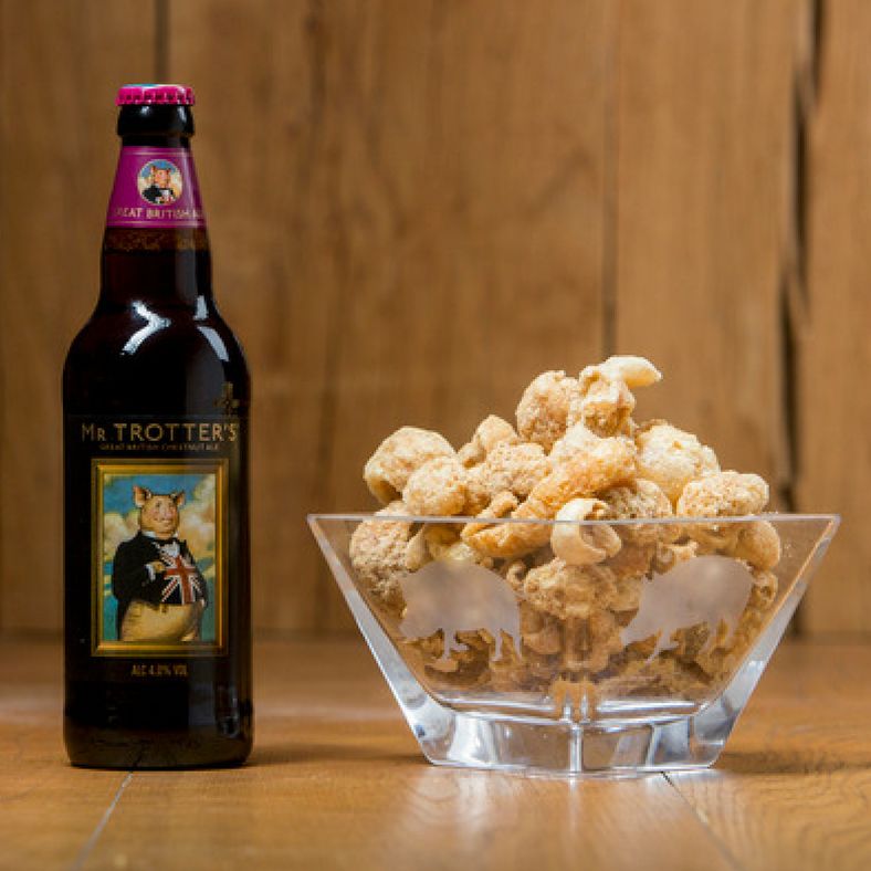 #MeetTheMaker <a href="/Mr_Trotters/">Mr_Trotters</a> was born from the shared passion of three pork scratching aficionados, and they triple-cook their Great British crackling to make it crunchier, punchier &amp; porkier yumbles.com/mr-trotter #artisans #pork #snacks