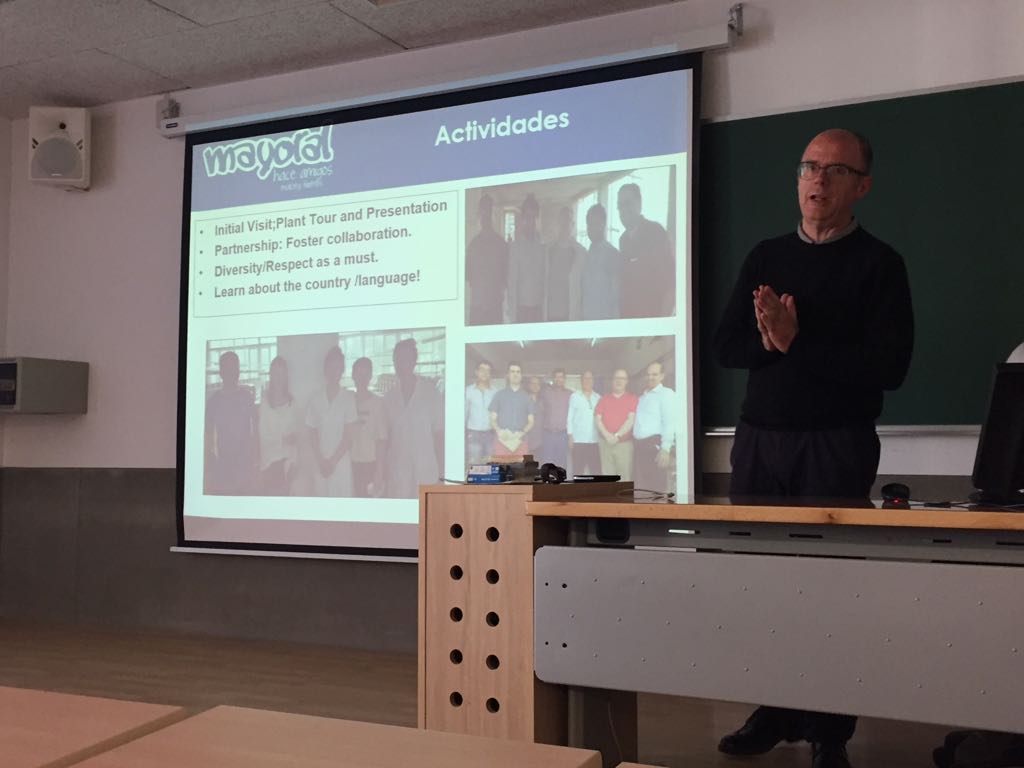 ForHumRRHH's tweet photo. Hoy en #ForhumLab Taller de Responsabilidad Social Corporativa #RSC con Luis Delgado, Carolina López, Rosa Benitez y Rocío Argui https://t.co/YedK3lCfKW