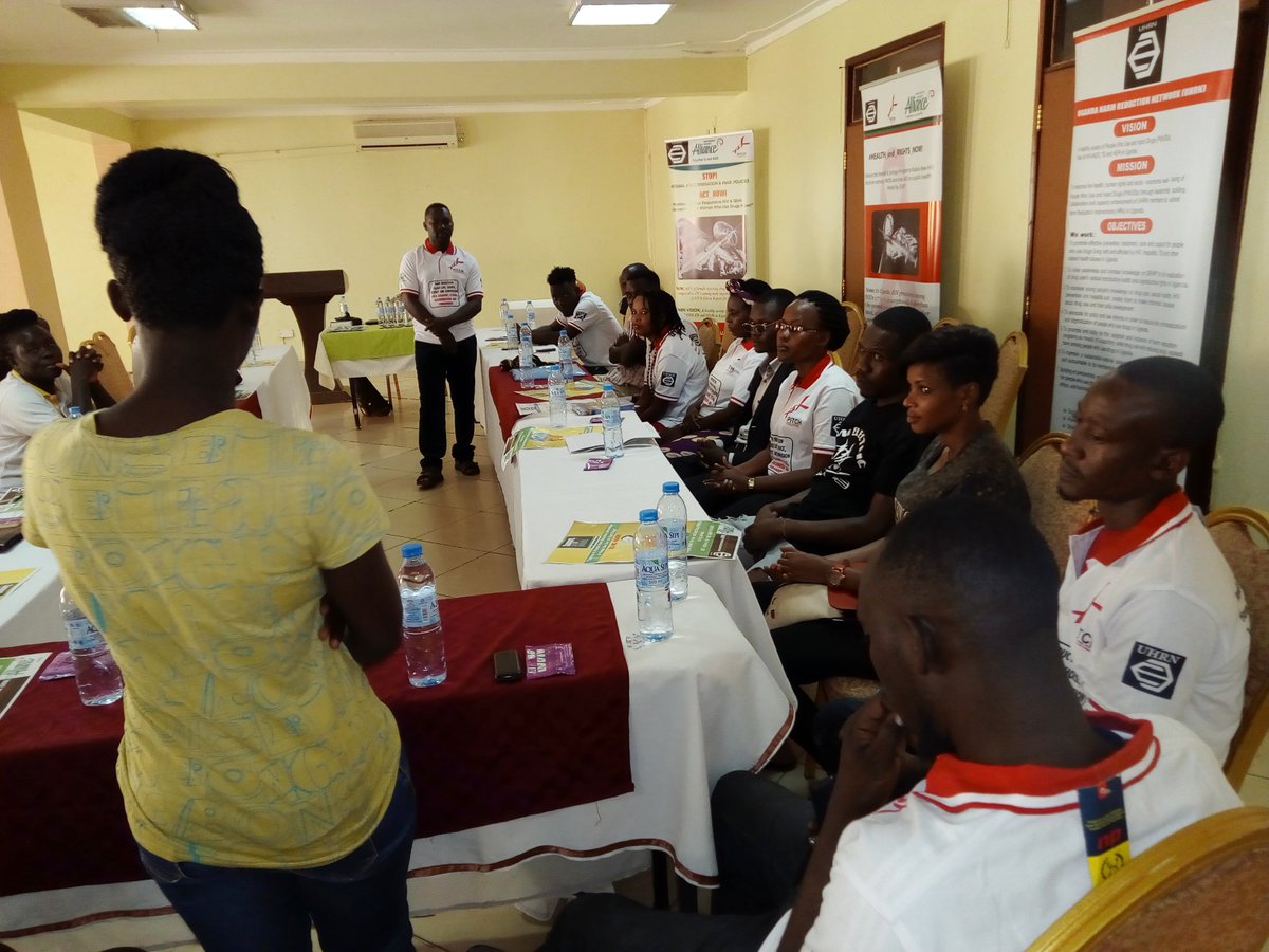 uhruganda's tweet photo. #Embrace_NSP to Reduce New HIV Infections among #PWID & end AIDS as a public health threat by 2030. #WAD2017 @uhruganda @theaidsalliance #PITCH_PROJECT #CommunitySDGs https://t.co/JjPav6VIf1