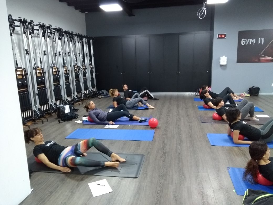 AkroStudioMX's tweet photo. Ya comenzamos #PilatesWeekend Querétaro https://t.co/uwGHN9wox9