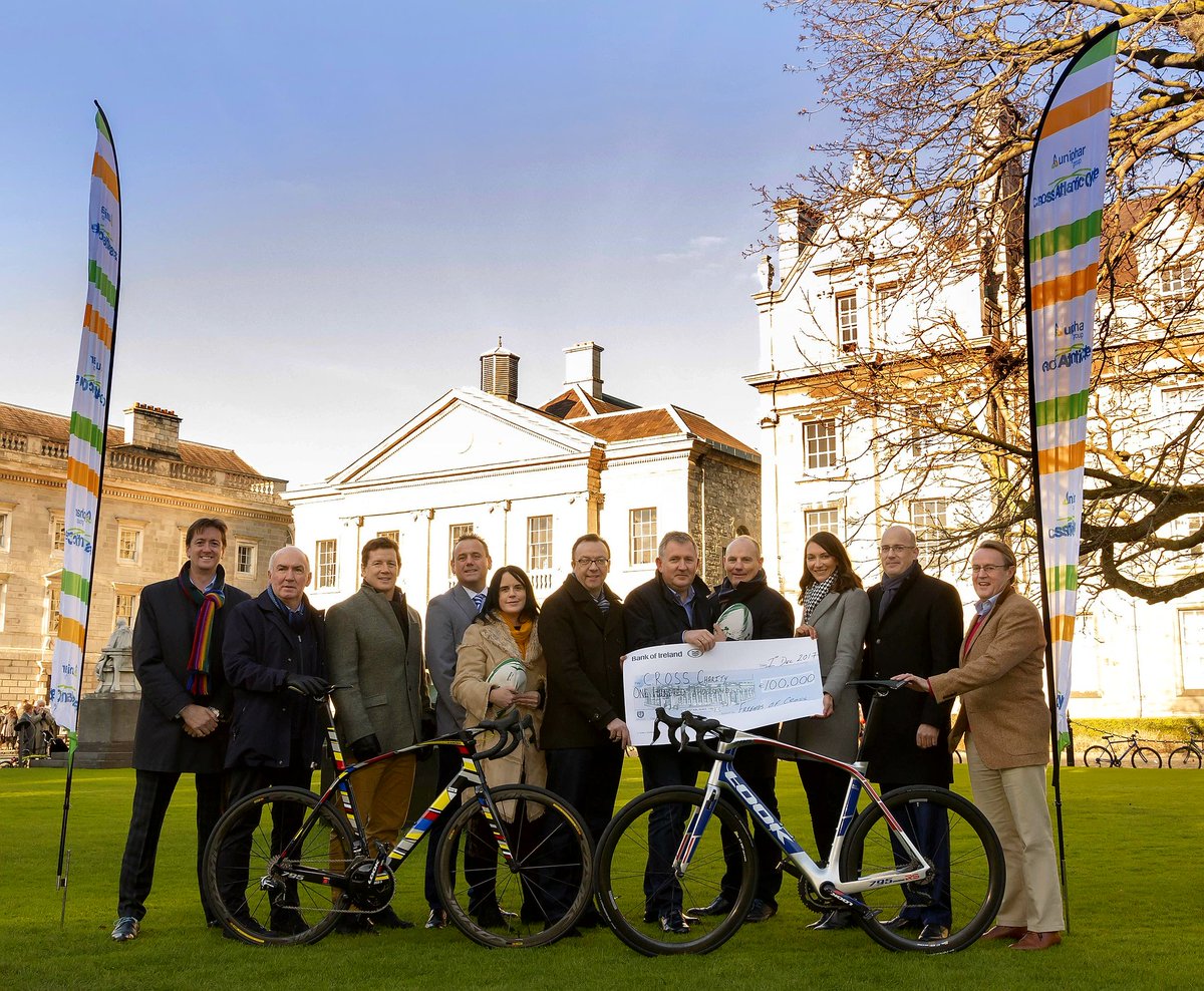 _RugbyLegends's tweet image. At the cheque handover in @tcddublin - €100k 😊 Thank you to all our valued sponsors @UnipharGroup @FriendsFirst @merrion_fleet @AllcareIreland @lifepharmacyIRL
