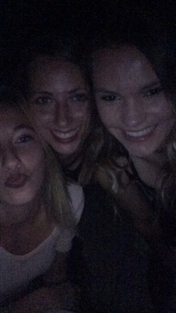 14khokiKimberly's tweet photo. Happy birthday @kate_schreiner 🎉💕SC just isn’t the same without you😘 https://t.co/R9JitVj7mq