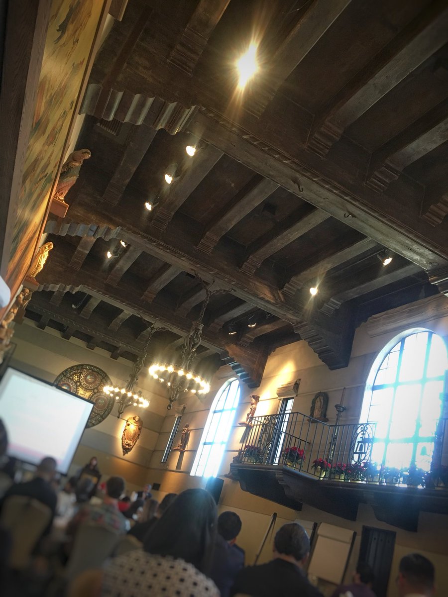 RaslynRendon's tweet image. Working hard to focus on the regional and federal landscape of educating and including Hispanic/Latinx students in higher ed...but this room is incredible! #HSI #UCIGradLife #gettingeducated