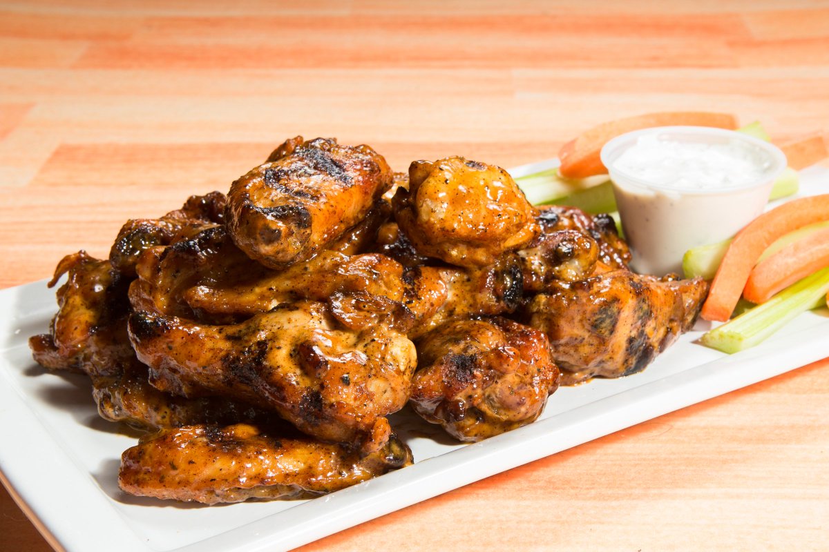 WCWFG's tweet photo. If you haven't tried our Whiskey Wings in homemade Alabama White Sauce yet, you are missing out! Smoked-in-house, finished on the wood fire grill, and served with house-made Blue Cheese Dip  . . . #Handcrafted https://t.co/Cral558QmB