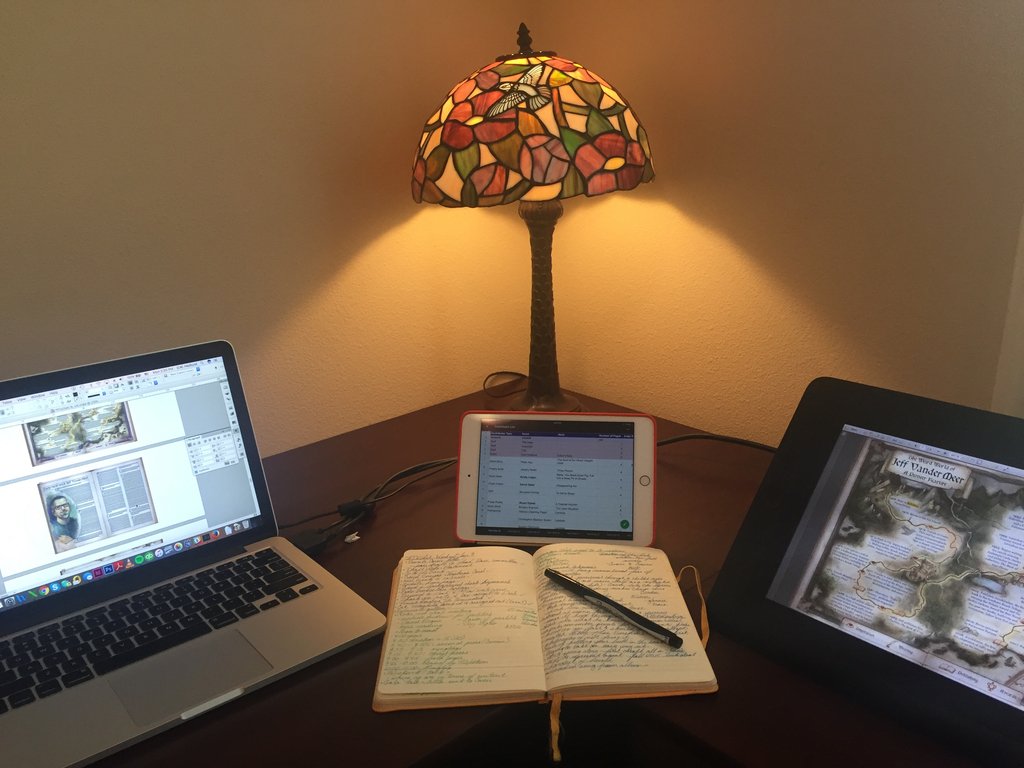 FrictionSeries's tweet image. In honor of our #coverreveal for #friction9, here&apos;s a behind-the-scenes peek at EIC @DMHedlund&apos;s desk. Is that a feature with @jeffvandermeer we see? #frictionseries #litmag