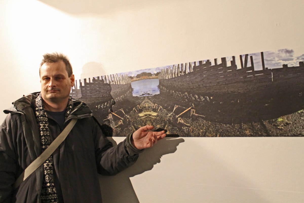 CaryDewi's tweet photo. @CaryDewi has created a new body of work #Ending which includes a large-scale video installation and panoramic photographic print @Live_Art_Local https://t.co/f5yqGYh9B8