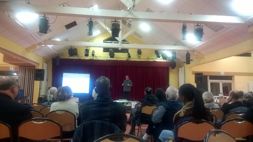 mapyntonga's tweet photo. #PTCE après les TedX d'hier à Issy sur la confiance .@Semoulin présente l'initiative citoyenne @MureauxTourisme https://t.co/gWJfr8NxRe