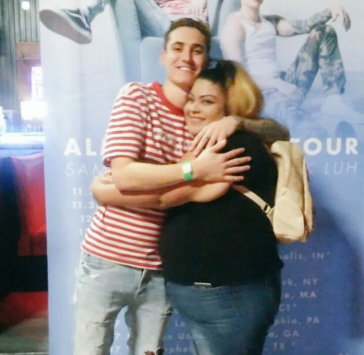Lvesjustin's tweet photo. When I get to hug you I will find my place in the world @sammywilk 😣❤ https://t.co/1lm7iM9LrA