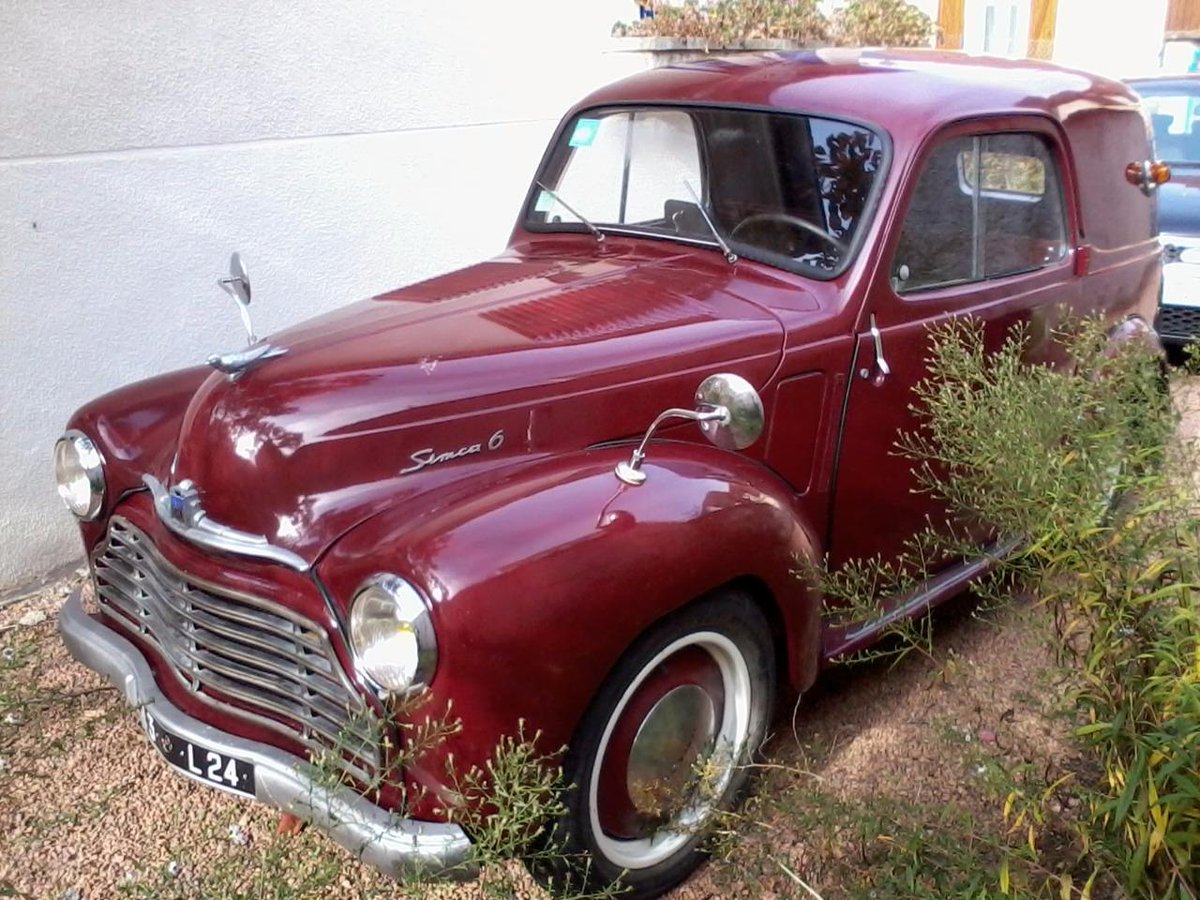 lesAnciennes's tweet photo. SIMCA 6 Fourgonnette - 1947
➡ https://t.co/24ysQXMiiJ
#Simca #6 #Simca6 https://t.co/2XeHIW6eHF
