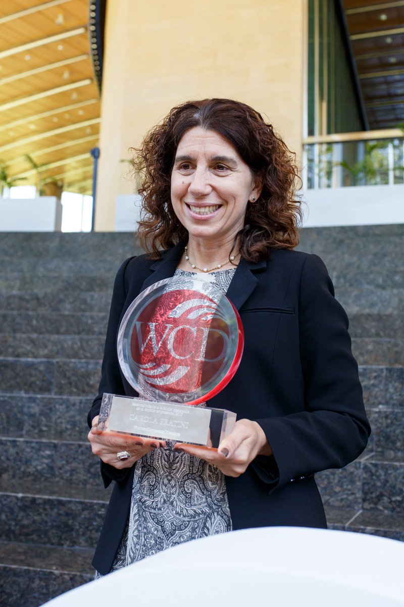 KPMGArgentina's tweet photo. Carola Fratini, CEO para América Latina de QBE Seguros recibe el Reconocimiento a la Mujer destacada en el ámbito empresarial 2017. Síganos en @WCDArgentina https://t.co/KkIFC4Lplq